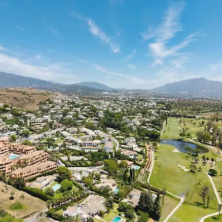 Penthouse With Sea Mountain & Golf View Apartmán Estepona