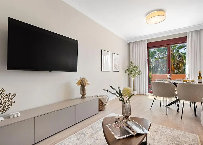 Penthouse With Sea Mountain & Golf View Appartement *