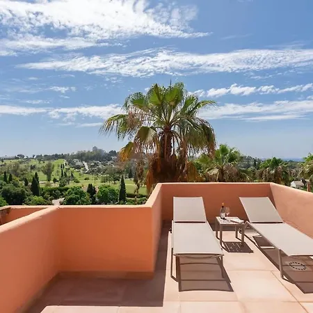 Penthouse With Sea Mountain & Golf View Lägenhet *