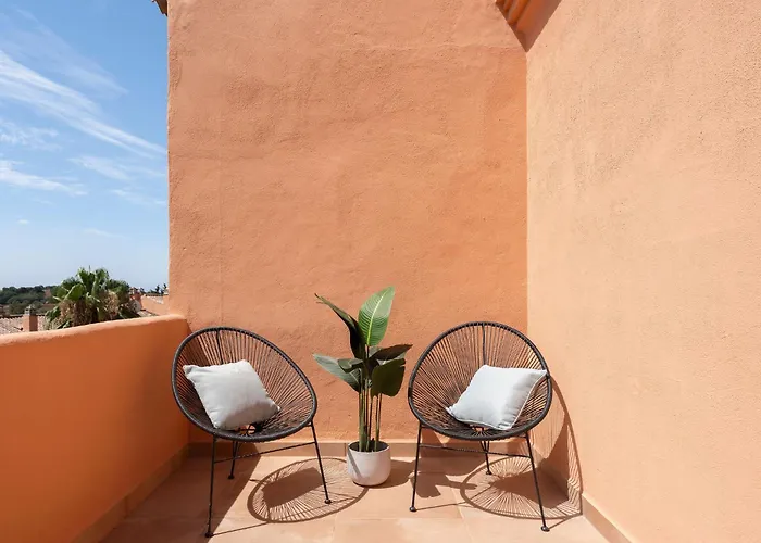 Penthouse With Sea Mountain & Golf View